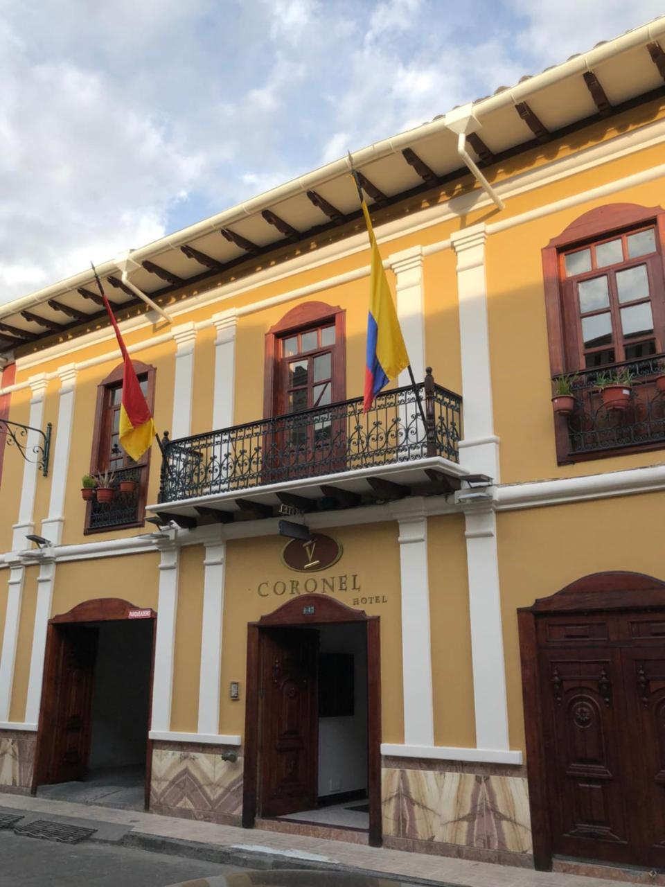 Hotel Coronel Cuenca Exterior photo